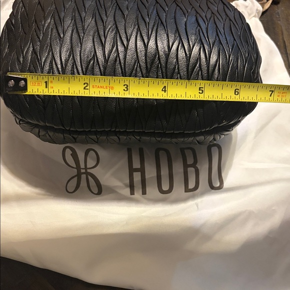 Elegant Black Women's Handbag - Picture 8 of 8